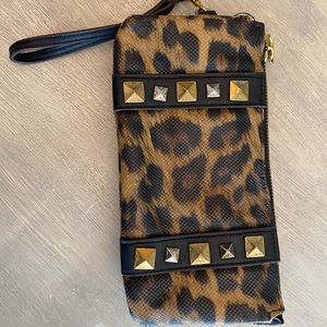 Jessica Simpson leopard wristlet